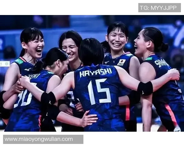 南京排球队以83分领跑精英赛积分榜展现强劲实力和团队合作精神